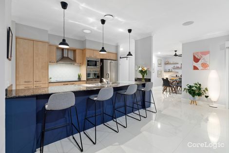 Property photo of 2004 Beaufort Way Hope Island QLD 4212