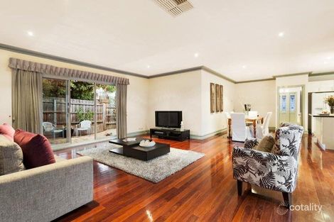 Property photo of 10 Refuge Close Doncaster East VIC 3109