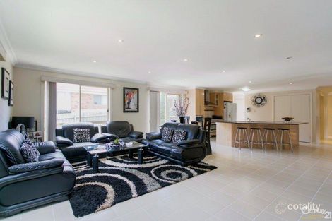 Property photo of 26 St Bernards Crescent Lynbrook VIC 3975