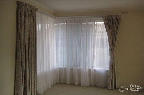 Property photo of 39 Washington Drive Oakleigh South VIC 3167