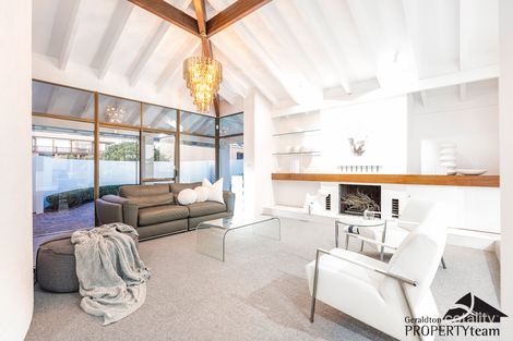 Property photo of 7 Eastcott Way Tarcoola Beach WA 6530