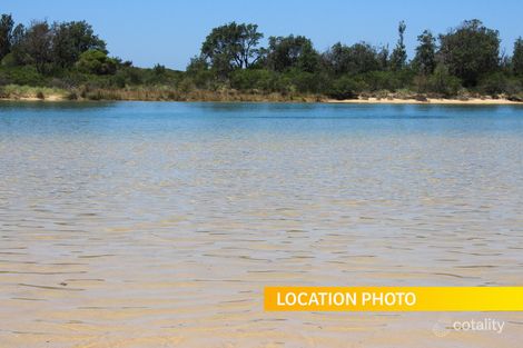 Property photo of 2 Bimbla Avenue Dolphin Point NSW 2539