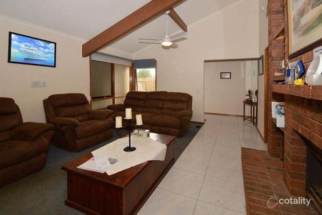 Property photo of 13 Robinsons Road Burnside VIC 3023