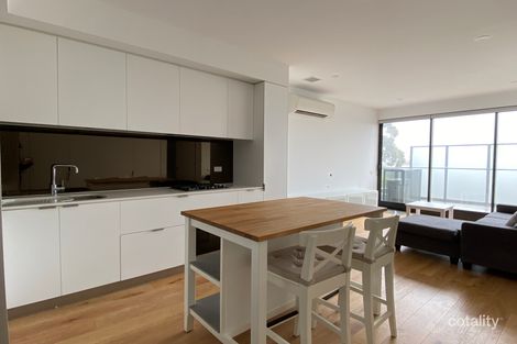 202/83 Tram Rd, Doncaster, VIC 3108