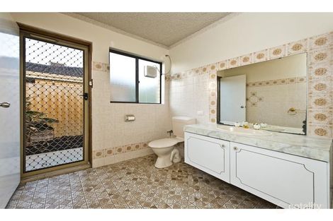 Property photo of 68 Sutherland Drive Thornlie WA 6108
