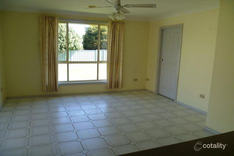 Property photo of 14 Jarrah Place Orange NSW 2800