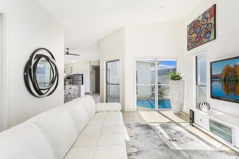 Property photo of 20 Tortola Place Parrearra QLD 4575