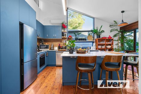 Property photo of 22 The Ridgeway Bolton Point NSW 2283
