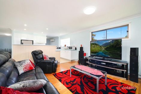 Property photo of 17 Roberta Street Tumbi Umbi NSW 2261