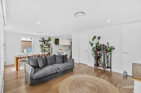 Property photo of 10 Quigley Road Bolton Point NSW 2283