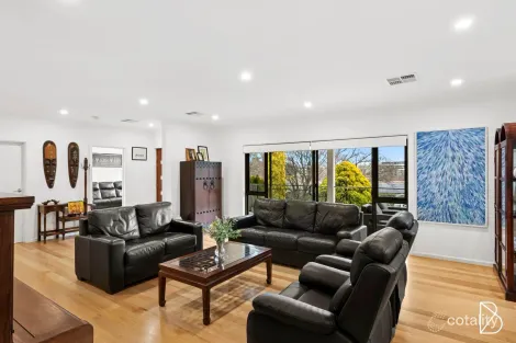 Property photo of 38 Getting Crescent Campbell ACT 2612
