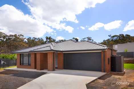 20 Jarrod Dr, Mckenzie Hill, VIC 3451