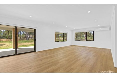 Property photo of 3 Lake Victoria Road Eagle Point VIC 3878