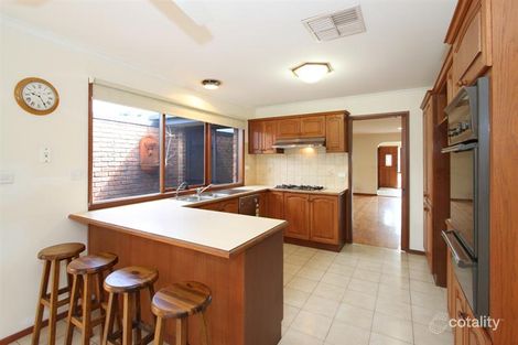 Property photo of 3 Kiwi Court Mill Park VIC 3082