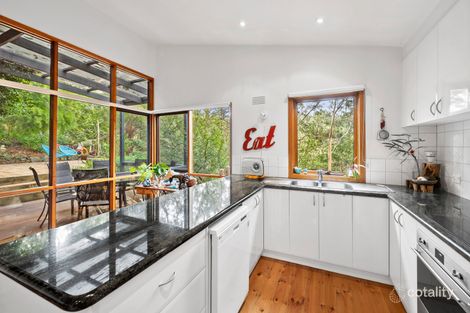 Property photo of 26 Richardson Boulevard Lorne VIC 3232
