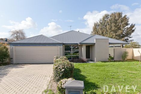 17 Brunswick Cct, Banksia Grove, WA 6031