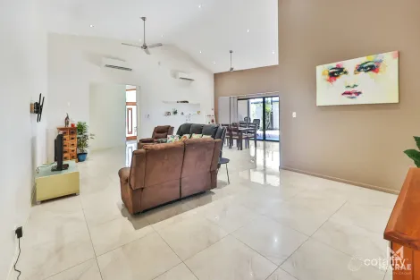 Property photo of 20 Lemon Grove Bowen QLD 4805