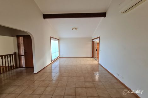Property photo of 28 Cassinia Crescent Meadow Heights VIC 3048