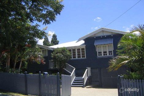 30 Uxbridge St, Grange, QLD 4051