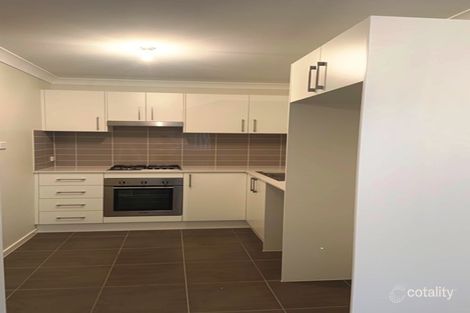Property photo of 10 Owens Street Spring Farm NSW 2570