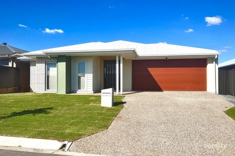 104 Sunny Cres, Ripley, QLD 4306