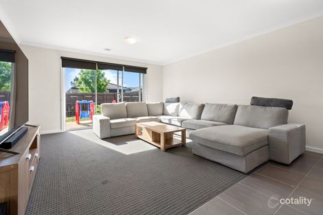 Property photo of 130 James Melrose Drive Brookfield VIC 3338