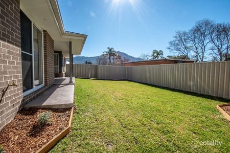 Property photo of 2/76 Main Road Cambewarra NSW 2540