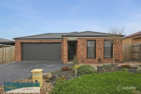 Property photo of 19 Retreat Crescent Sunbury VIC 3429