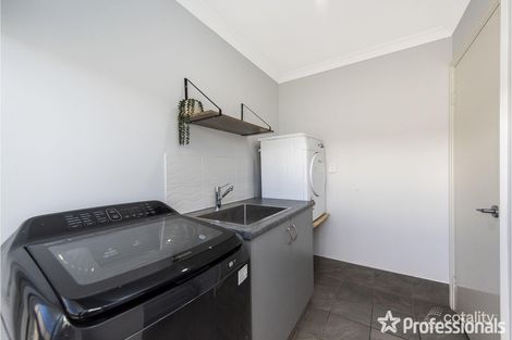 Property photo of 45 Windrow Grove Whitby WA 6123