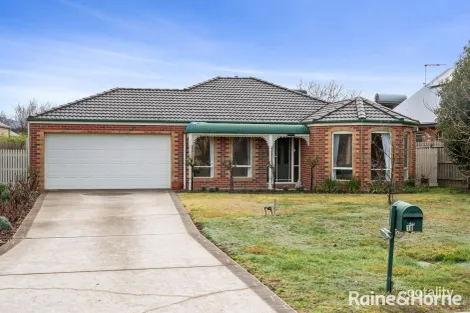 Property photo of 10 Galilee Court New Gisborne VIC 3438