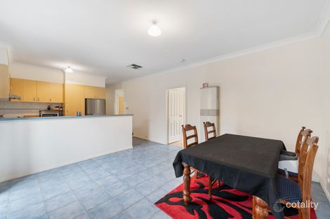 Property photo of 14 Squires Court Caroline Springs VIC 3023