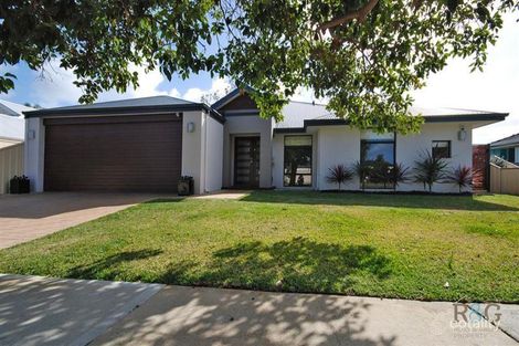 111 Kitchener Rd, Alfred Cove, WA 6154