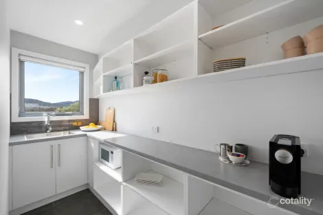 Property photo of 4/6 Venice Street Howrah TAS 7018