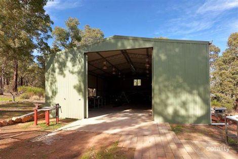 Property photo of 19 Frensham Place Martin WA 6110