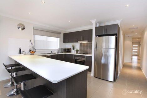 Property photo of 17 Cadell Avenue Tarneit VIC 3029