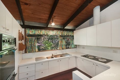 Property photo of 220 Avoca Drive Avoca Beach NSW 2251