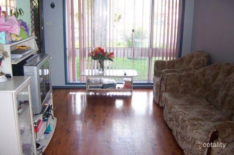 Property photo of 1 Hyacinth Avenue Macquarie Fields NSW 2564