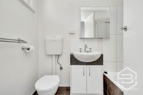 Property photo of 2/34-50 Neill Street Carlton VIC 3053