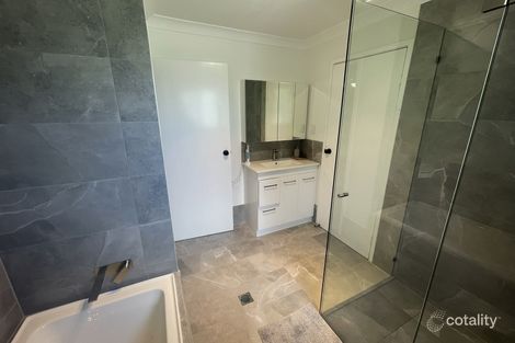 Property photo of 5 Rosewall Place Oxenford QLD 4210