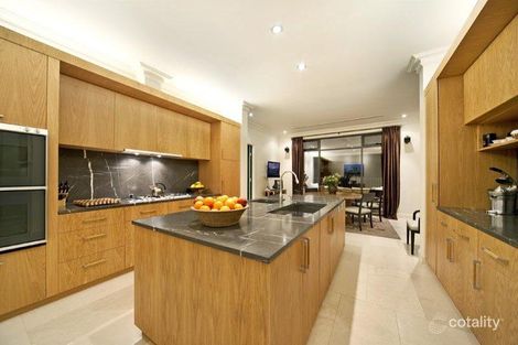 Property photo of 33 Linden Gardens Floreat WA 6014