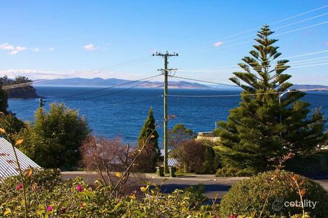 Property photo of 92 Wells Parade Blackmans Bay TAS 7052