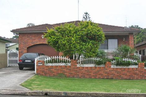 10 Todd St, Warrawong, NSW 2502