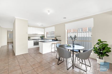 Property photo of 26 Wyperfeld Circuit Caroline Springs VIC 3023