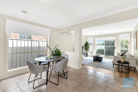 Property photo of 26 Wyperfeld Circuit Caroline Springs VIC 3023