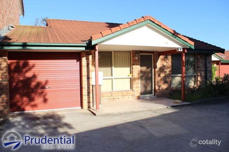 Property photo of 20/5 Jacquinot Place Glenfield NSW 2167