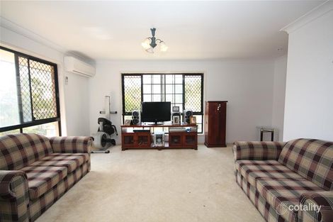 Property photo of 37 Chatfield Street Edens Landing QLD 4207