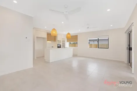 Property photo of 46 Pepperbush Circuit Mount Low QLD 4818