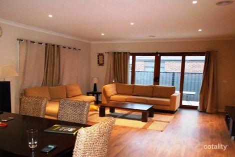 Property photo of 4 Alberfeldie Drive Truganina VIC 3029