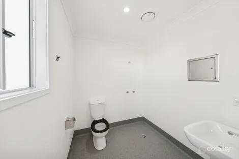 Property photo of 11 Kendall Street Walloon QLD 4306