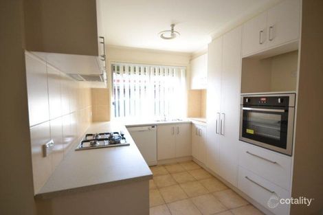 Property photo of 31 Circle Drive North Cranbourne VIC 3977